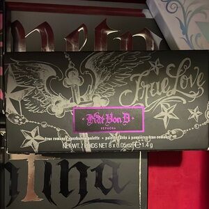Kat Von D True Romance Eyeshadow Palette